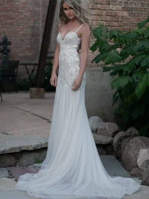Aphrodite Wedding Dress by Naama Navipur