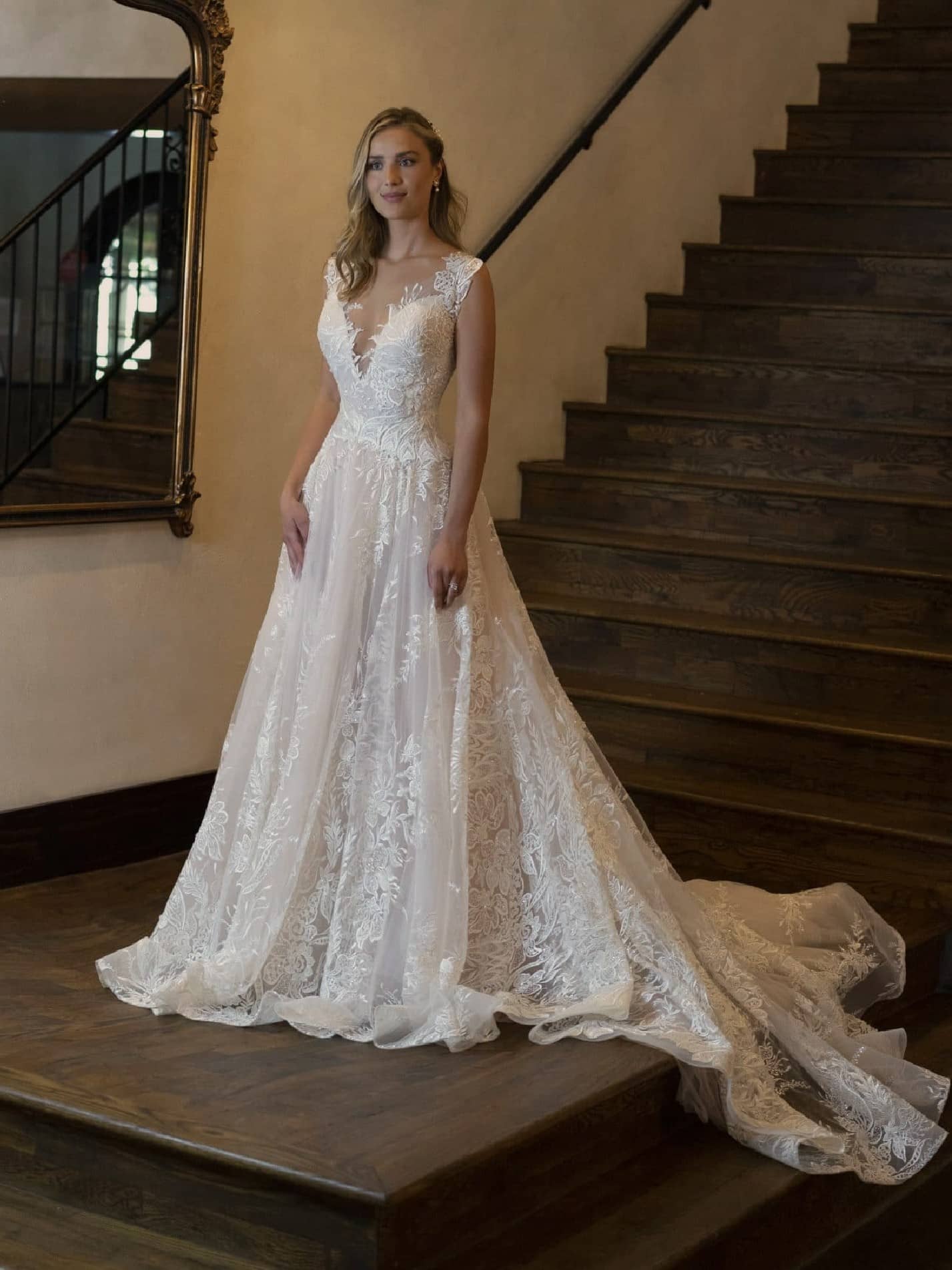 Derya Wedding Dress by Naama Navipur
