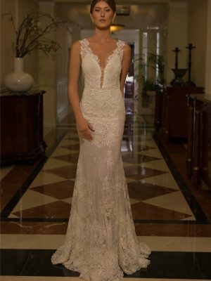 Libertas Wedding Dress by Naama Navipur