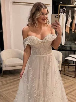 Breeze Wedding Dress by Naama Navipur
