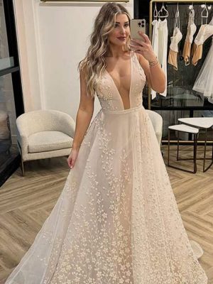 Breeze Wedding Dress by Naama Navipur