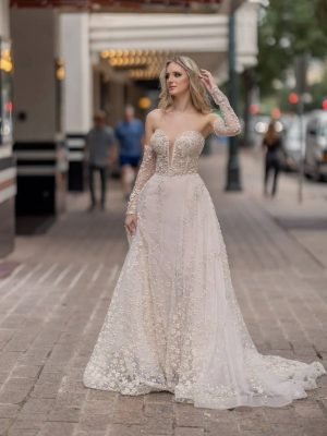 Breeze Wedding Dress by Naama Navipur