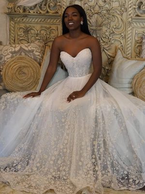 Breeze Wedding Dress by Naama Navipur