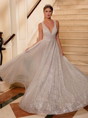 Bambi Wedding Dress by Naama Navipur