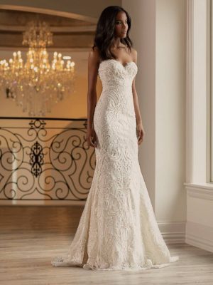 Victoria Wedding Dress by Naama Navipur