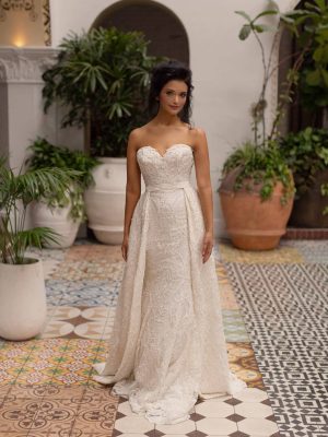 Victoria Wedding Dress by Naama Navipur