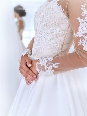 SAKURA Wedding Dress by Naama Navipur