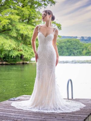 Nobility Wedding Dress by Naama Navipur