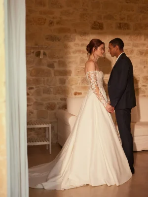 Justin Alexander Bella A Line 0 Bridal gown San Diego showroom
