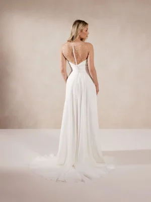 Justin Alexander Eliora A Line Classic wedding dresses with long trains