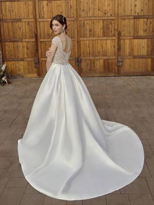 Casablanca London A Line San Diego bridal fashion