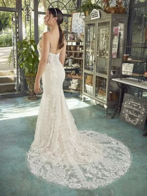 Casablanca Nicole Fit and Flare Classic wedding dresses with long trains
