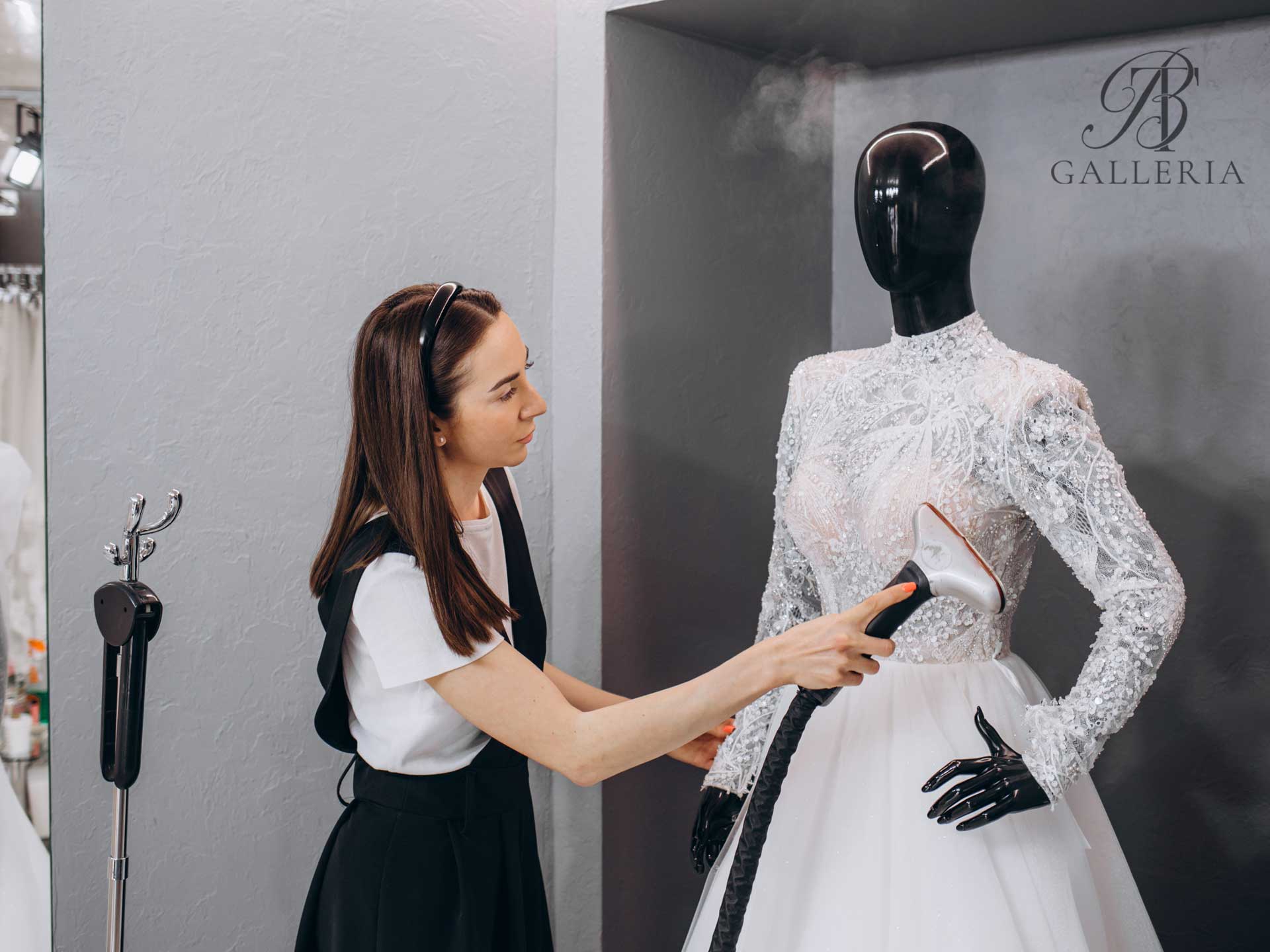 Emergency Wedding Dress Alterations A Must Know Guide.2