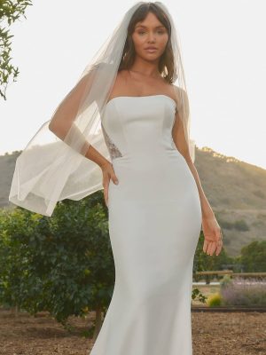 Beloved by Casablanca Julian Fit and Flare Wedding Dress 0002