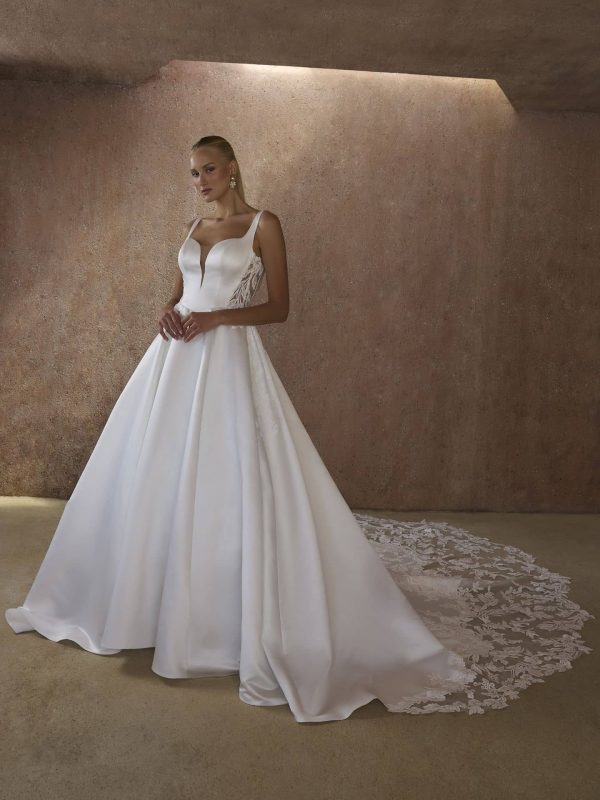 Casablanca Aurelia Ball Gown Wedding gown shop