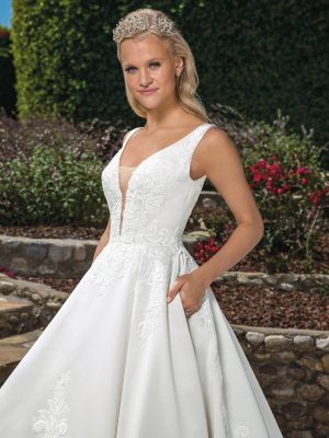 Casablanca Vivian Ballgown Couture wedding dresses USA