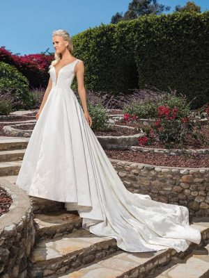 Casablanca Vivian Ballgown Wedding Dress