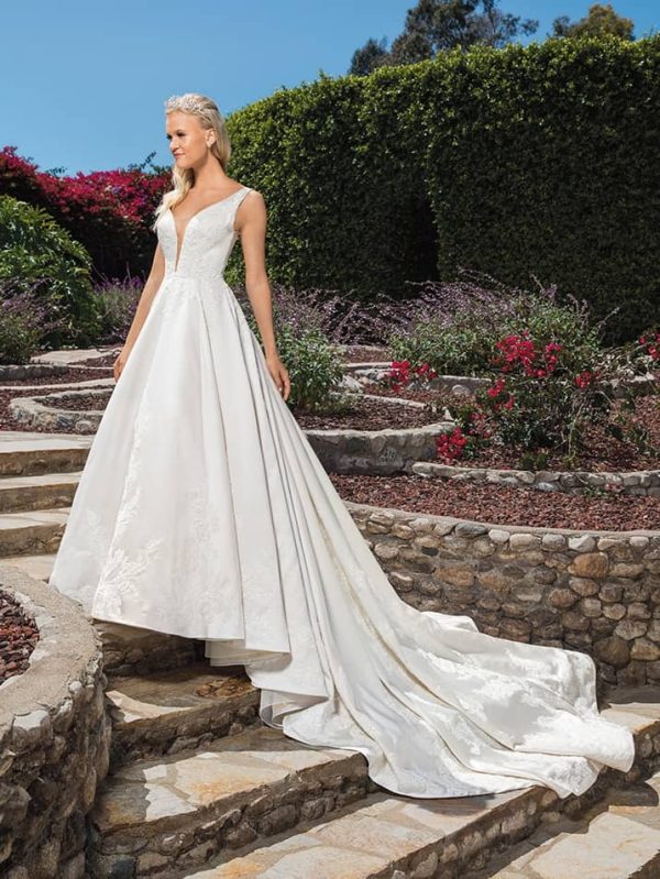 Casablanca Vivian Ballgown Wedding Dress