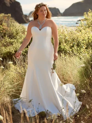 Rebecca Ingram Pippa Lynette mermaid Made to order wedding gowns 1