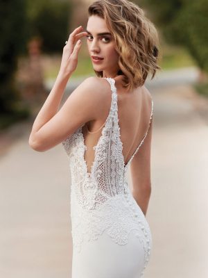 Style 1900 Fit and Flare Wedding Dress by Kenneth Winston 04