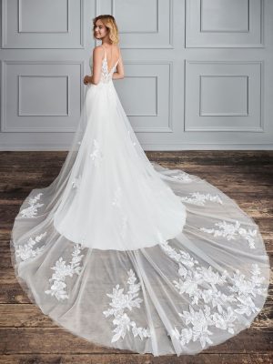 Style BE621 Sheath Wedding Dress by Ella Rosa 04