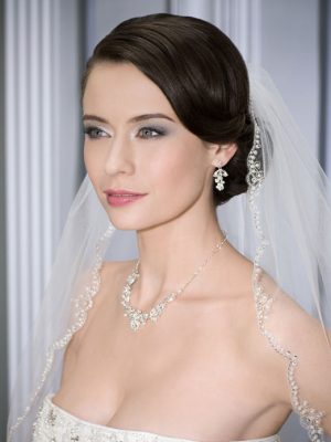 V7031 Embroidered Bridal Veil 01