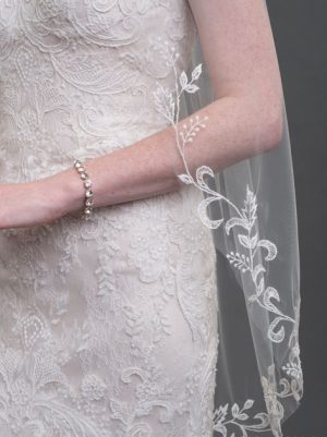 V7426 Embroidered Bridal Veil 02