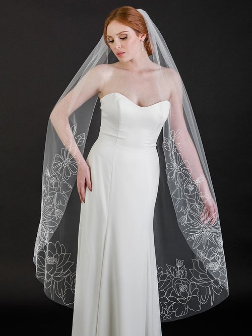 V7607 Embroidered Bridal Veil 01
