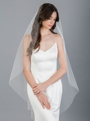 V7682 Beaded Bridal Veil 01