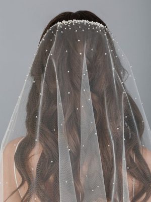 V7682 Beaded Bridal Veil 02