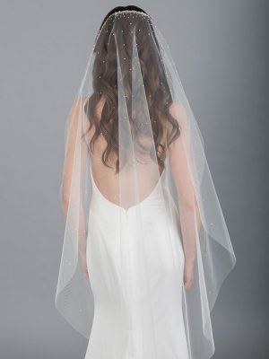 V7682 Beaded Bridal Veil 03