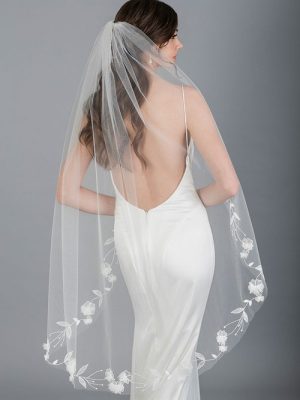 V7688 Embroidered Bridal Veil 02