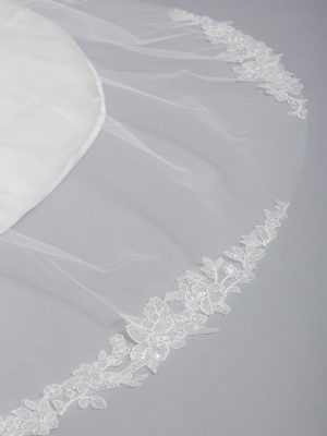 V7691C Cathedral Bridal Veil 02